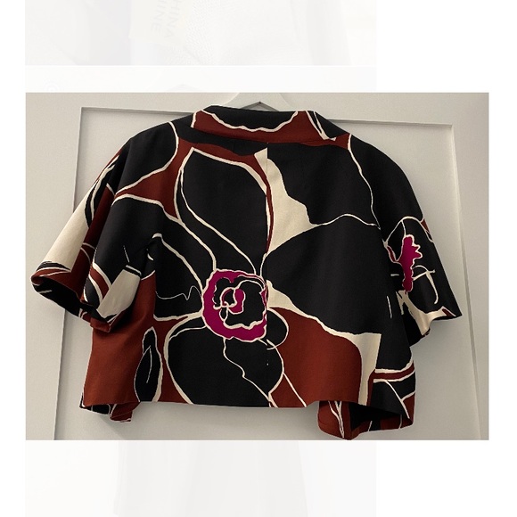 Trina Turk Jacket - Picture 2 of 2